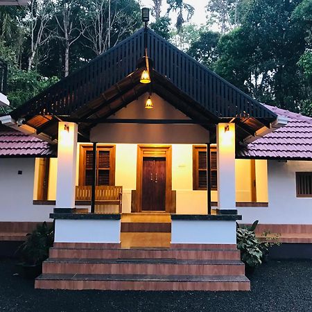 Partho Home Stay Padinjarathara 外观 照片
